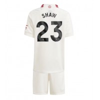 Dres Manchester United Luke Shaw #23 Tretina pre deti 2023-24 Krátky Rukáv (+ trenírky)